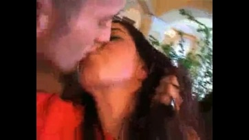 Amatőr magyar tini lányt őrülten élvezi Thumb