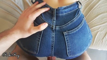 Kiszakította a mostoha húgocskája gatyáját és jól megbaszarintotta a szűköcske puncusát Thumb